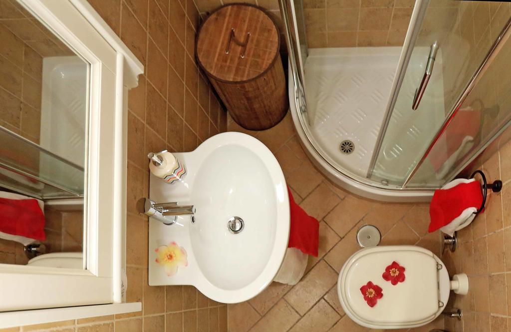Riari Trastevere Apartment Рим Екстер'єр фото